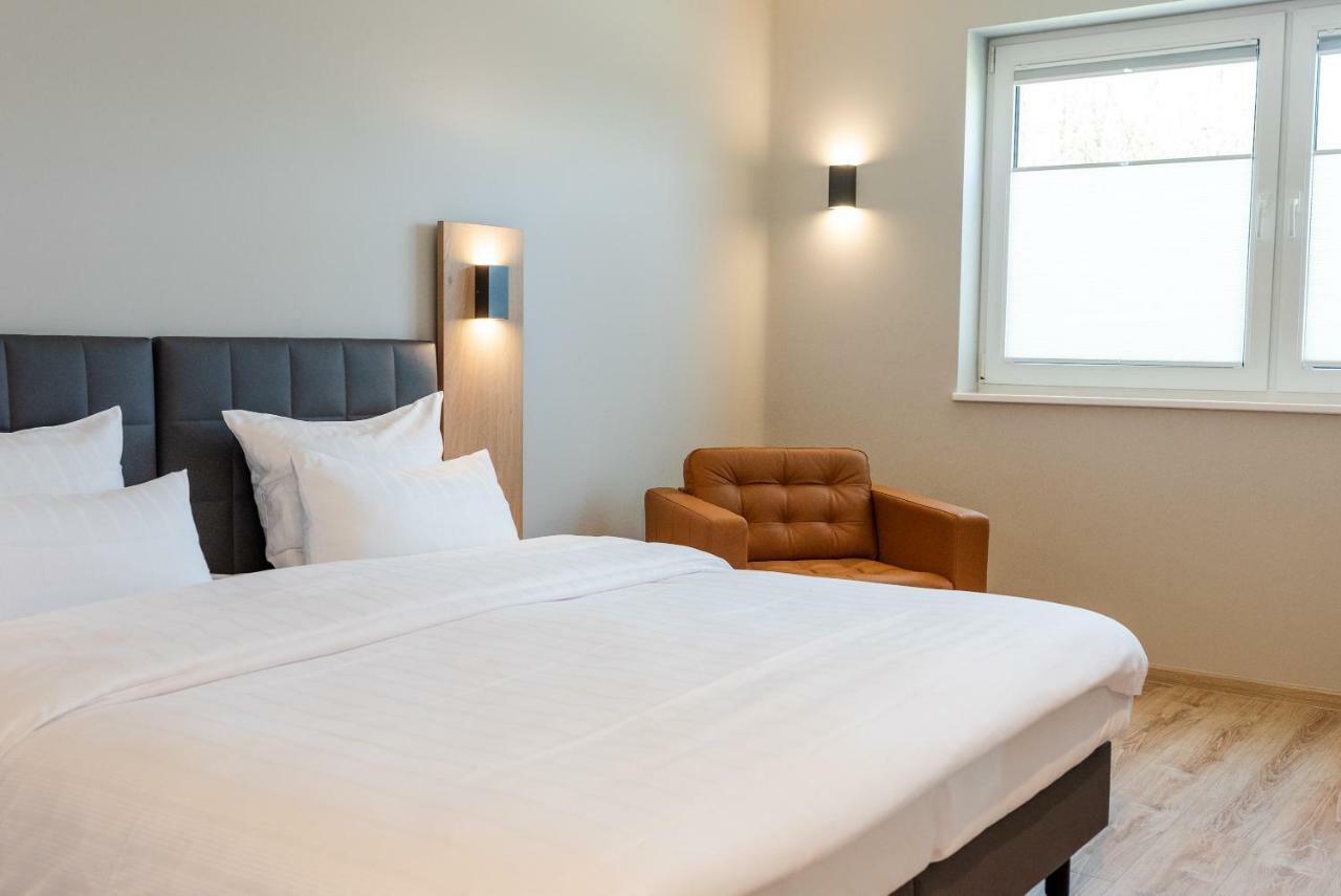 Hotel Circle Inn Ramstein-Miesenbach Buitenkant foto