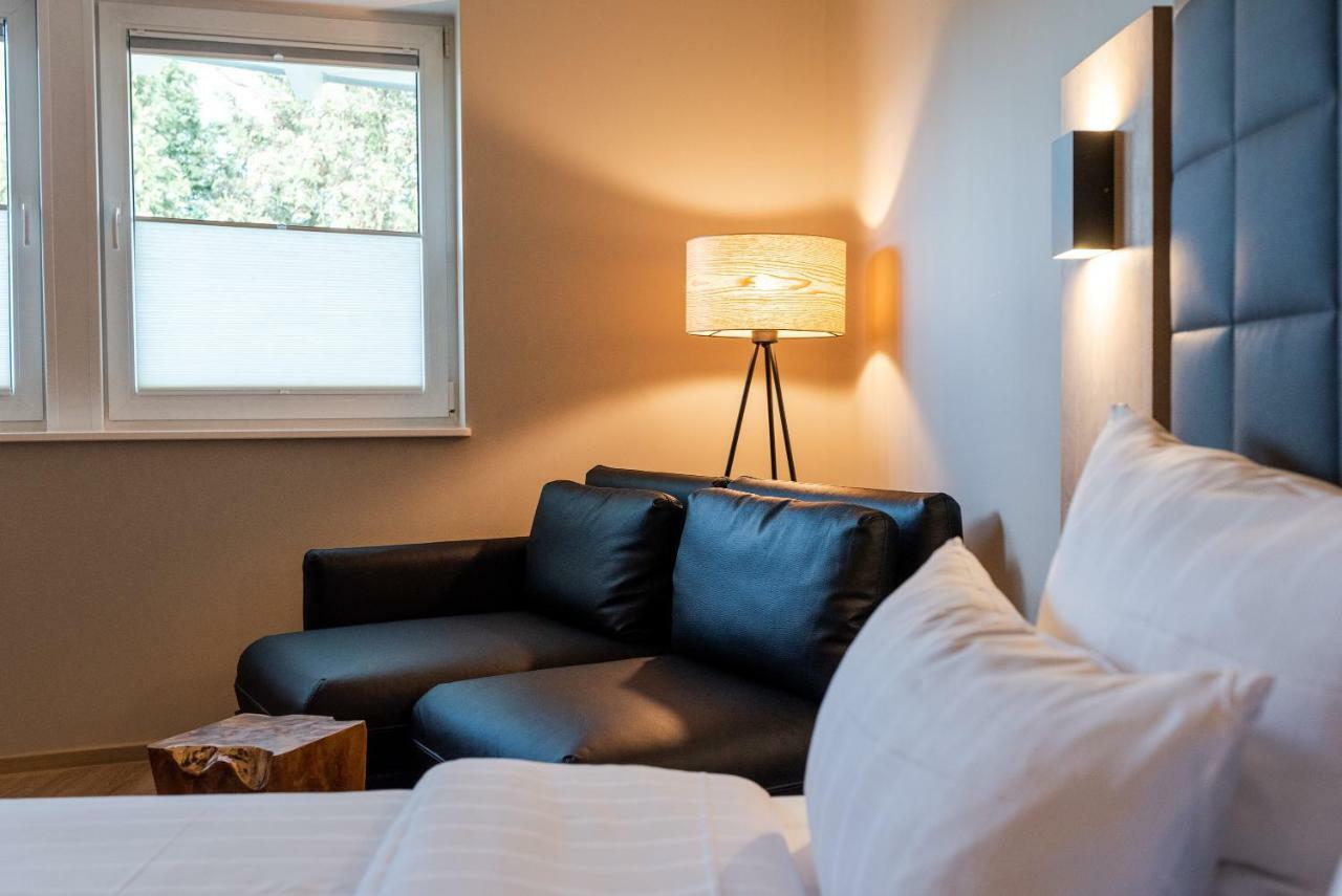 Hotel Circle Inn Ramstein-Miesenbach Buitenkant foto