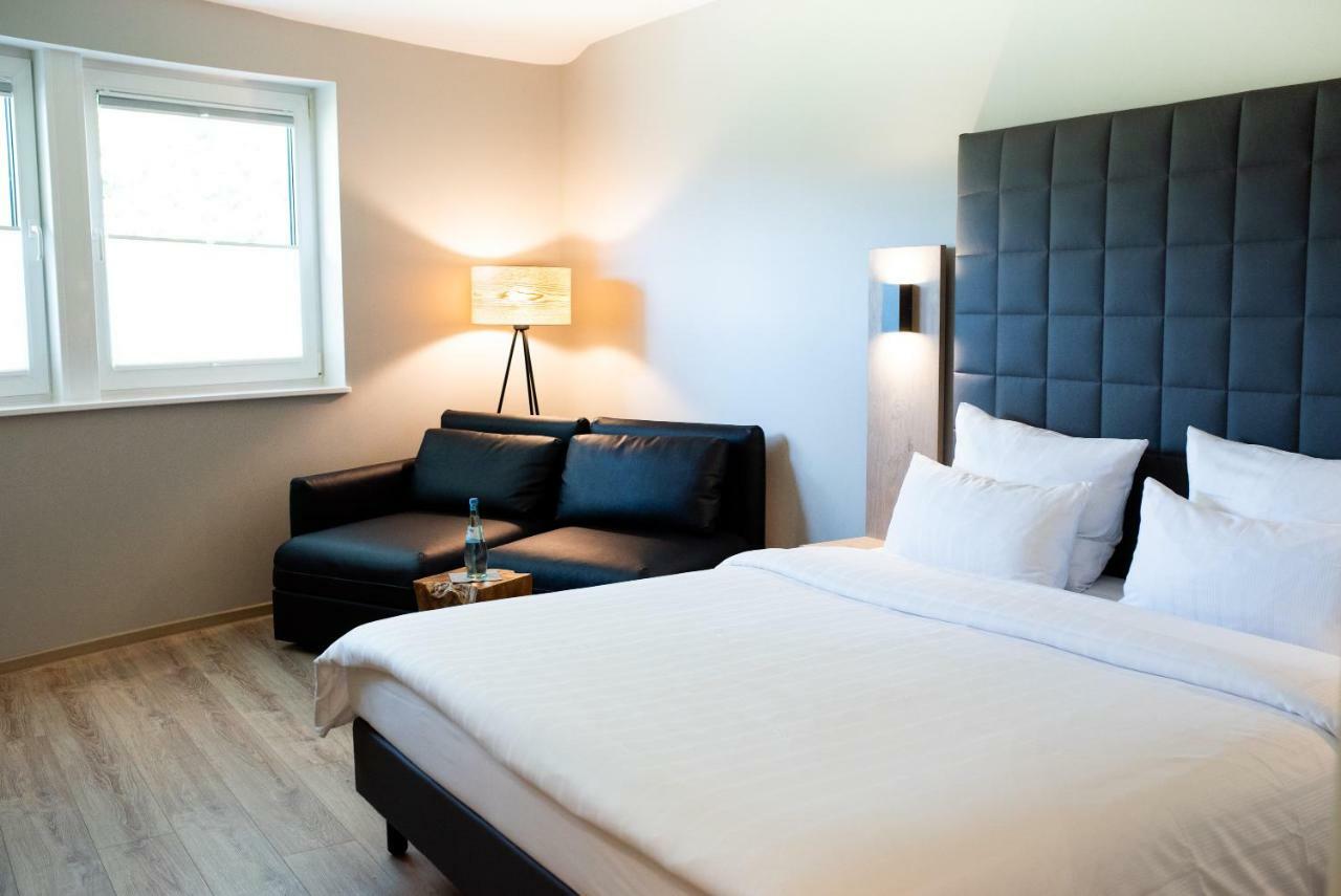 Hotel Circle Inn Ramstein-Miesenbach Buitenkant foto